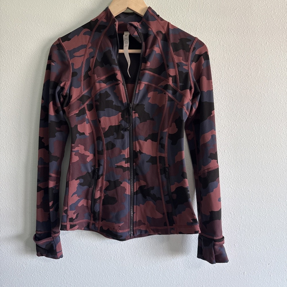 LULULEMON CAMO DEFINE Jacket sz 6 HERITAGE 365/Incognito SMOKY RED NIGHT SEA